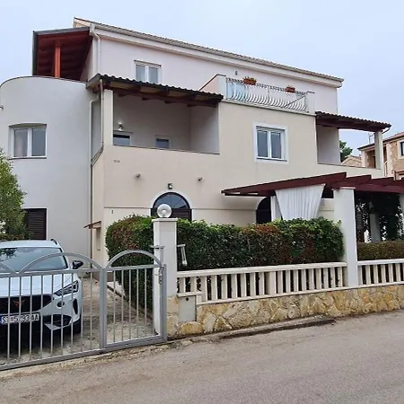 Apartament Nikola Jelsa (Hvar)