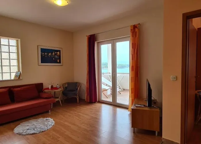 Apartament Nikola Jelsa (Hvar)