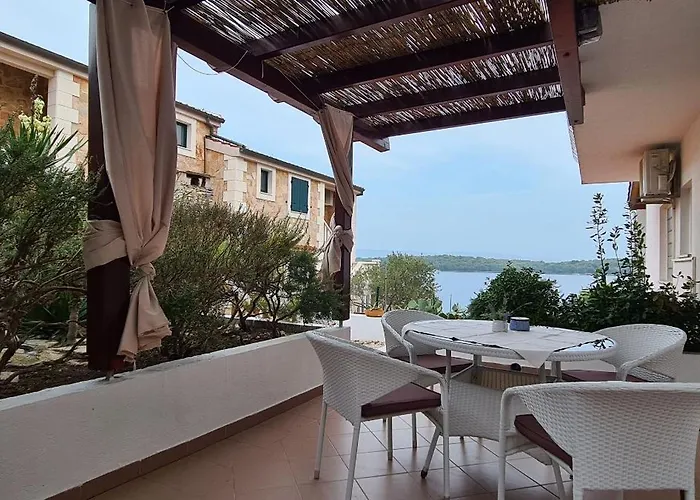 Apartament Nikola Jelsa (Hvar)