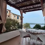 Apartman Nikola Jelsa